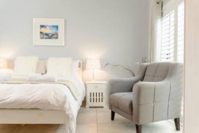 Ocean Breeze Retreat